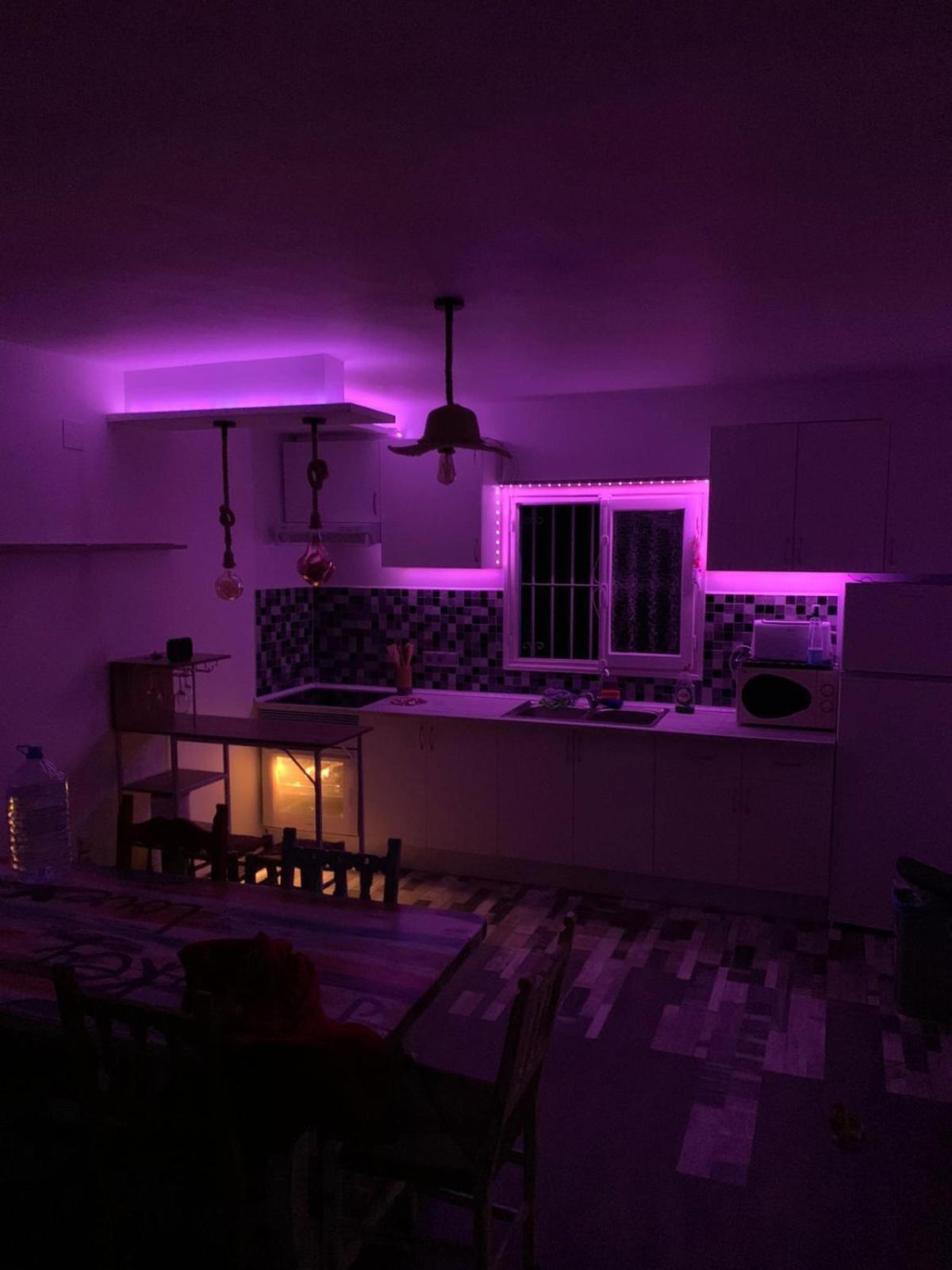 Casa Rural Malaga Monkey Love Con Jacuzzi Iznate Exterior photo